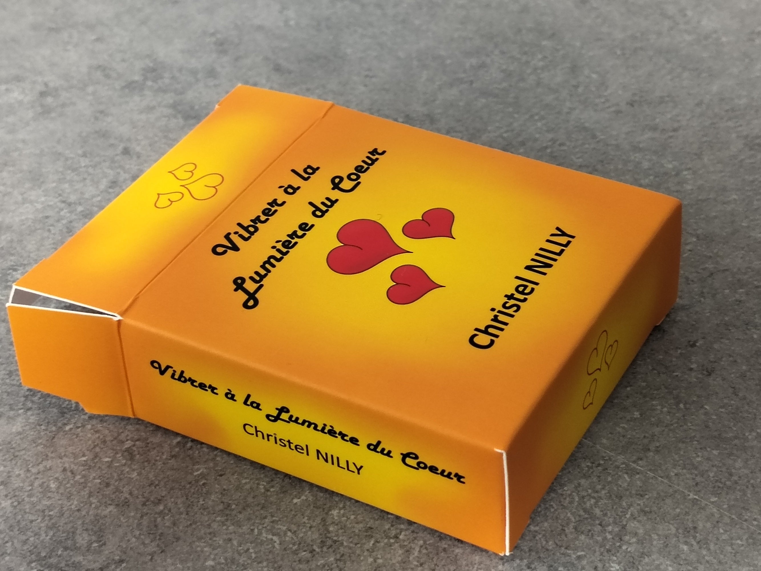 Oracle de 61 cartes inspirantes - Vibrer à la Lumière du Coeur